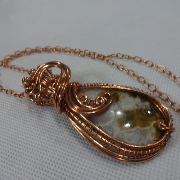 Artistic "WILD HORSE JASPER" Handmade Copper Wire-Wrapped Pendant/18" Chain 335A - Picture 3 of 3